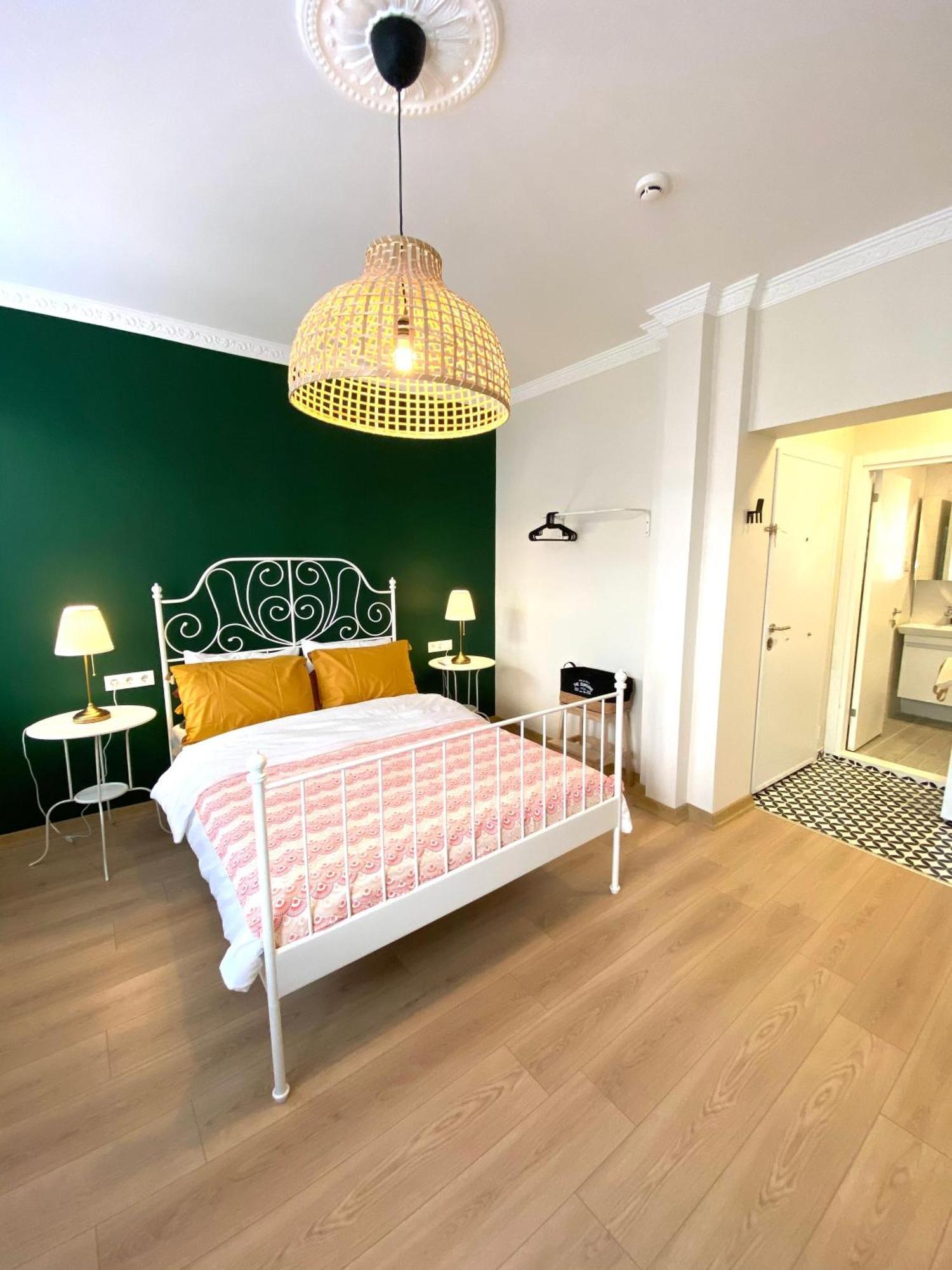 Sapphire Suites Taksim อิสตันบูล ภายนอก รูปภาพ