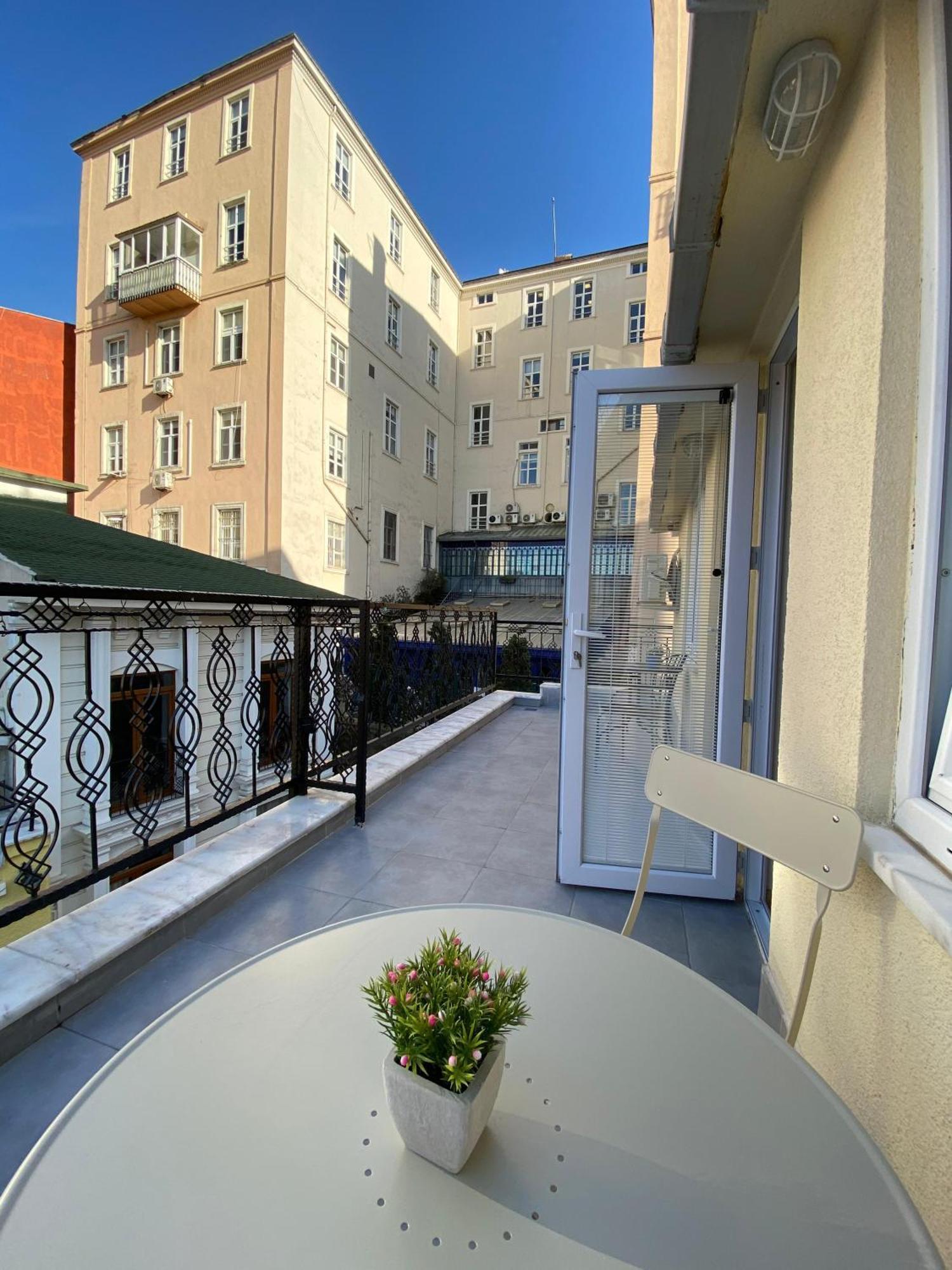 Sapphire Suites Taksim อิสตันบูล ภายนอก รูปภาพ